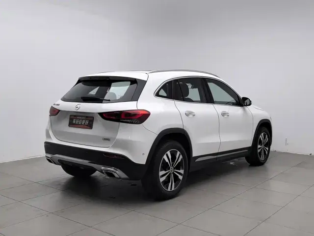 Mercedes-Benz GLA-Class — Фото автомобиля 2