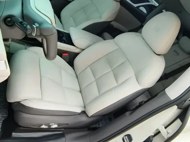 IM Motors LS6 — Фото автомобиля 19