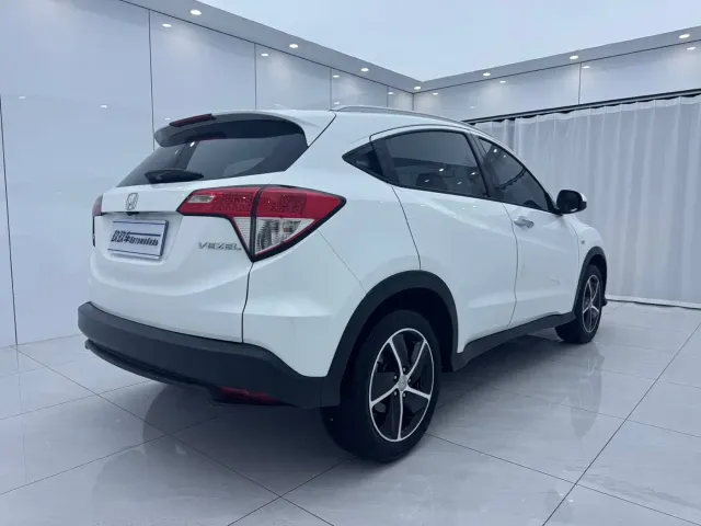 Honda Vezel — Фото автомобиля 4