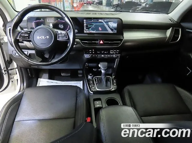 Kia Seltos — Фото автомобиля 10