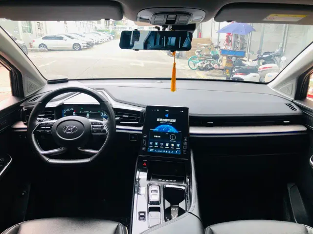 Hyundai Custo — Фото автомобиля 23