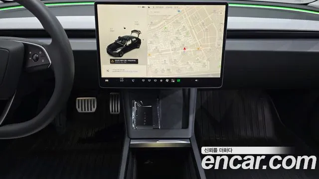 Tesla Model 3 — Фото автомобиля 27