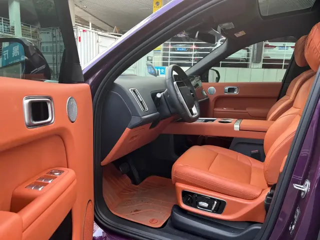 Li Auto L9 — Фото автомобиля 3