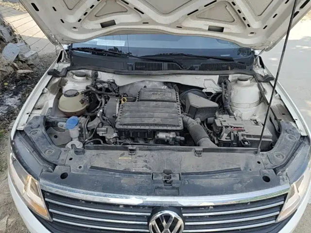 Volkswagen Lavida — Фото автомобиля 19