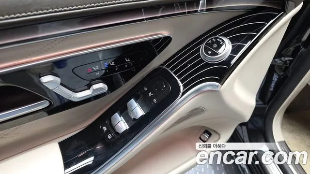 Mercedes-Benz S-Class — Фото автомобиля 26