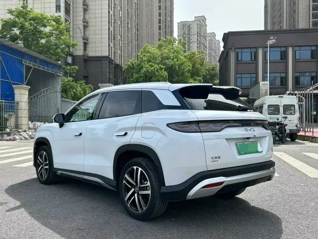 BYD Song L DM-i — Фото автомобиля 6