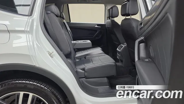 Volkswagen Tiguan — Фото автомобиля 17