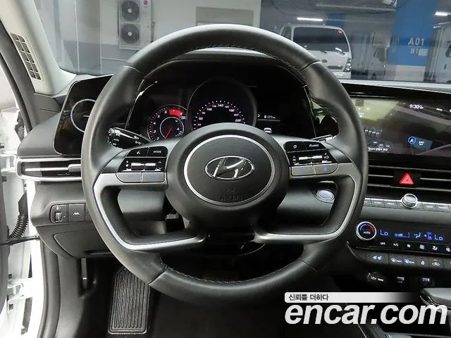 Hyundai Avante CN7 — Фото автомобиля 7