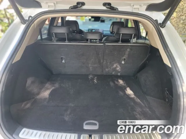 Genesis GV70 — Фото автомобиля 17