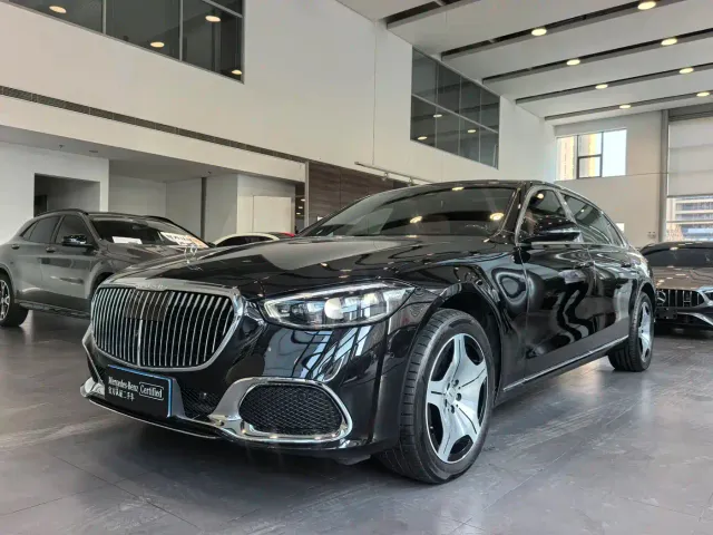 Фотография автомобиля — Mercedes-Benz Maybach S-Class