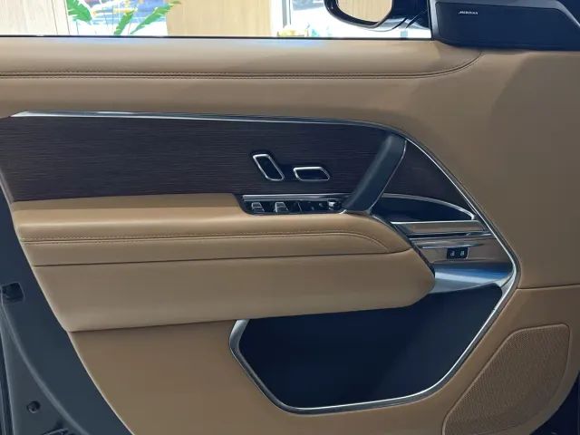 Land Rover Range Rover — Фото автомобиля 7