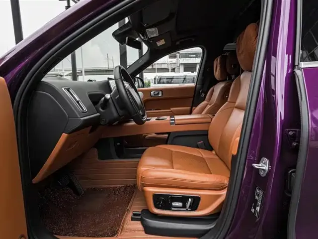 Li Auto L9 — Фото автомобиля 7
