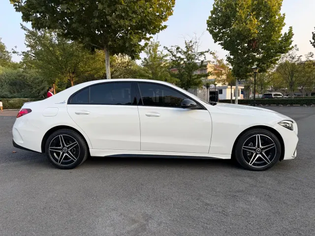 Mercedes-Benz C-Class — Фото автомобиля 7