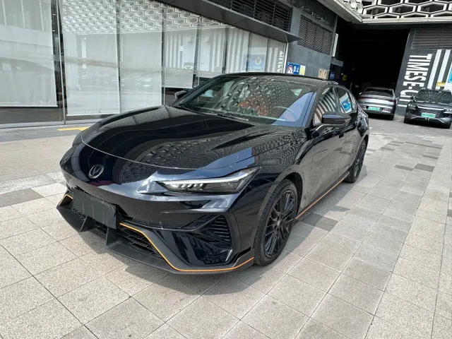 Фотография автомобиля — Changan UNI-V