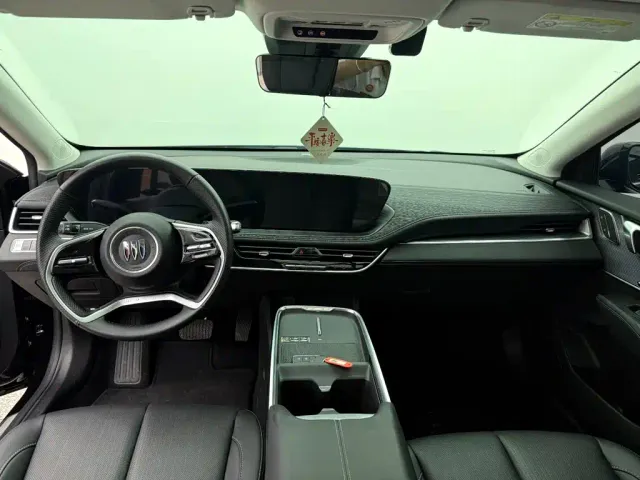 Buick LaCrosse — Фото автомобиля 9