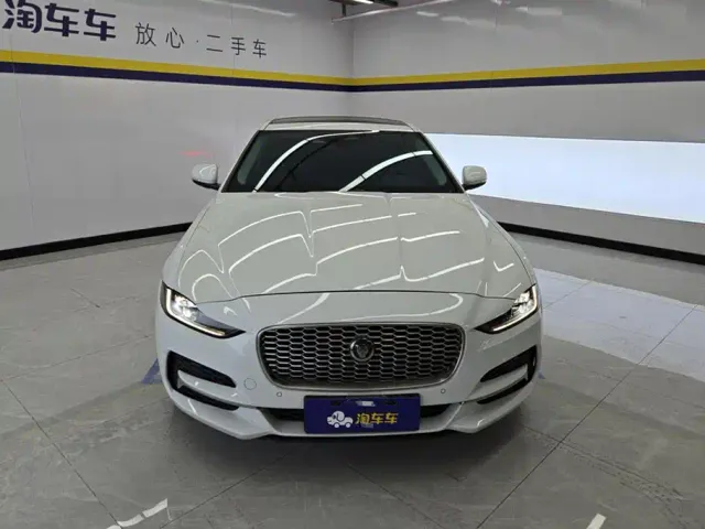 Jaguar XEL — Фото автомобиля 2