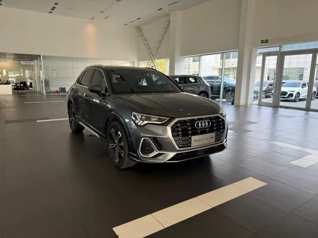 Audi Q3 — Фото автомобиля 2