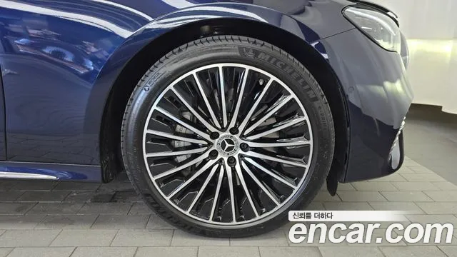 Mercedes-Benz E-Class W214 — Фото автомобиля 21