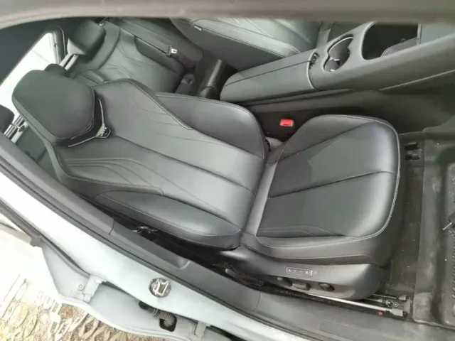 Volkswagen ID. Unyx 06 — Фото автомобиля 24