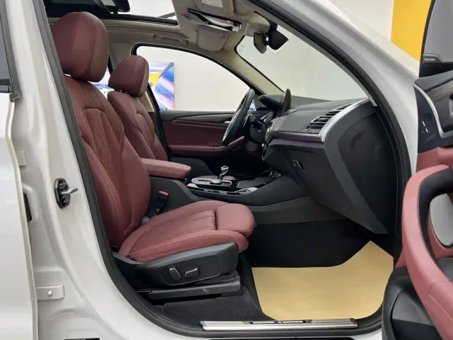 BMW X3 — Фото автомобиля 20