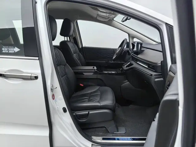 Honda Odyssey — Фото автомобиля 23