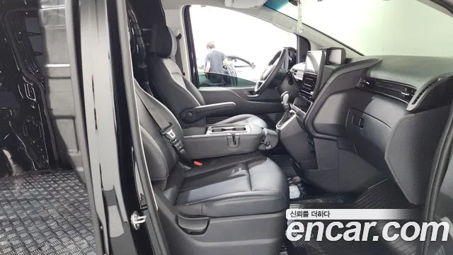 Hyundai Staria — Фото автомобиля 16