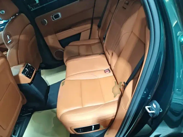 Li Auto L7 — Фото автомобиля 16