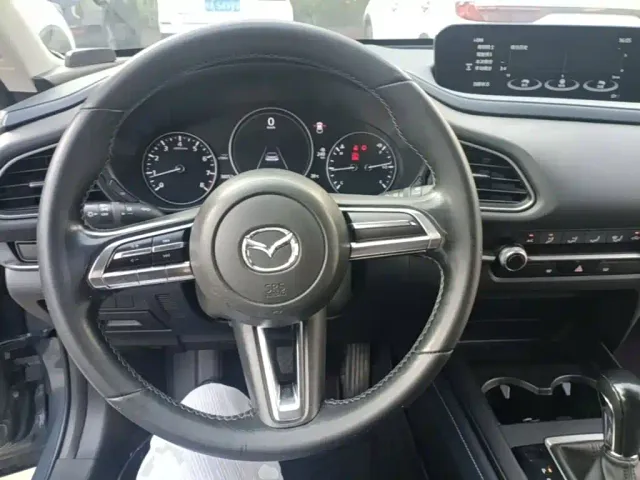 Mazda CX-30 — Фото автомобиля 10