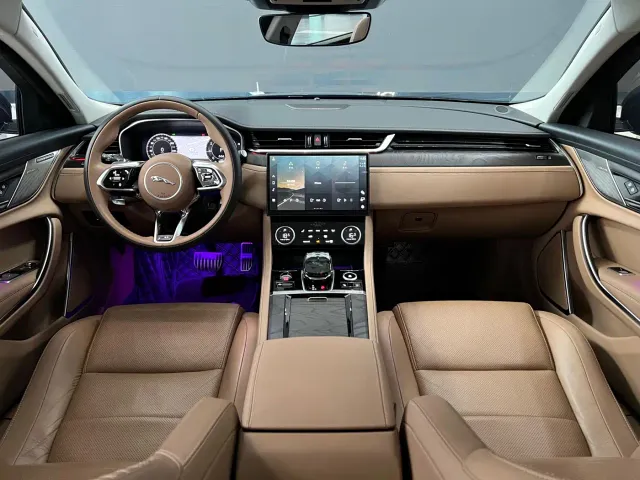 Jaguar XFL — Фото автомобиля 11