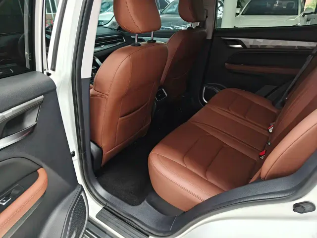 Geely Vision X6 — Фото автомобиля 16