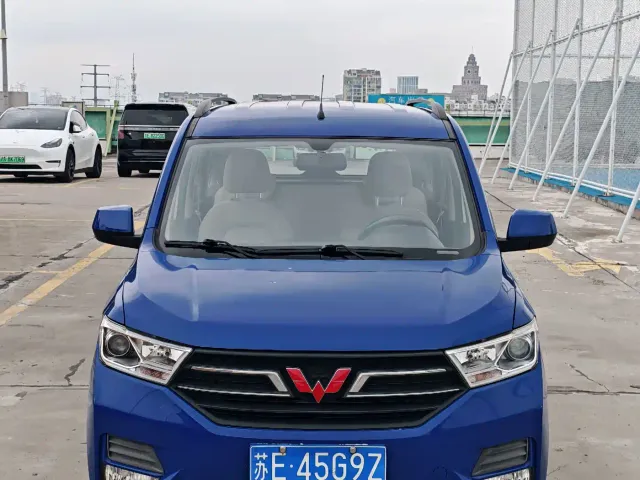 Фотография автомобиля — Wuling Hongguang