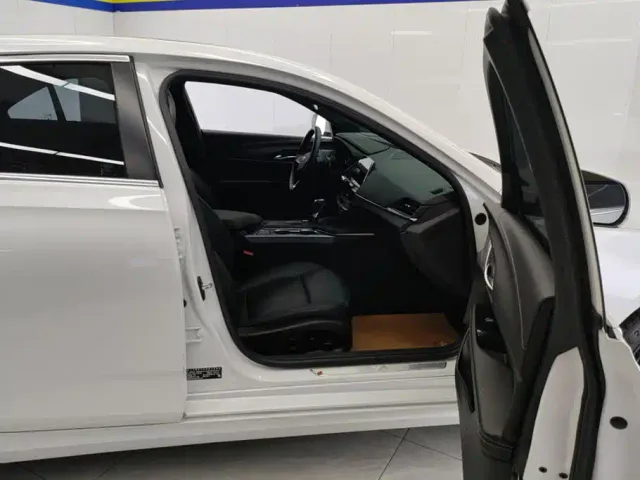 Cadillac CT4 — Фото автомобиля 8