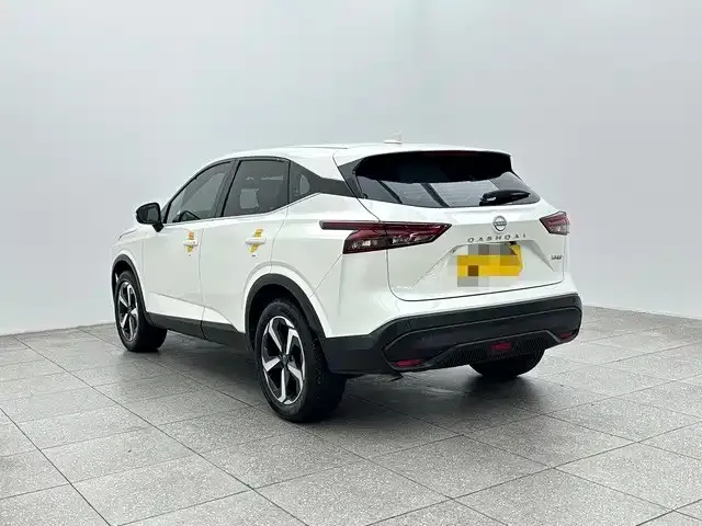 Nissan Qashqai — Фото автомобиля 4