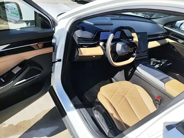 Geely Galaxy L6 — Фото автомобиля 15