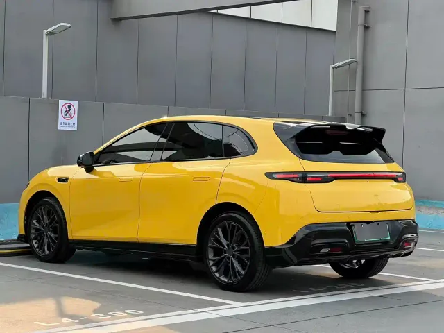 Leapmotor Lafa 5 — Фото автомобиля 4