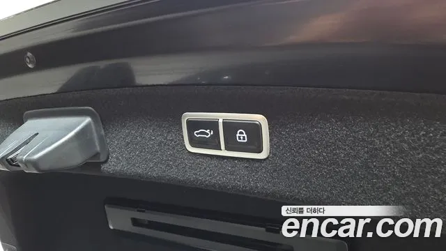 Genesis G80 Бензин 3.5 Turbo 2WD — Фото автомобиля 30