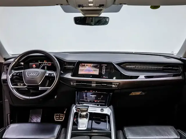 Audi Q6 — Фото автомобиля 29