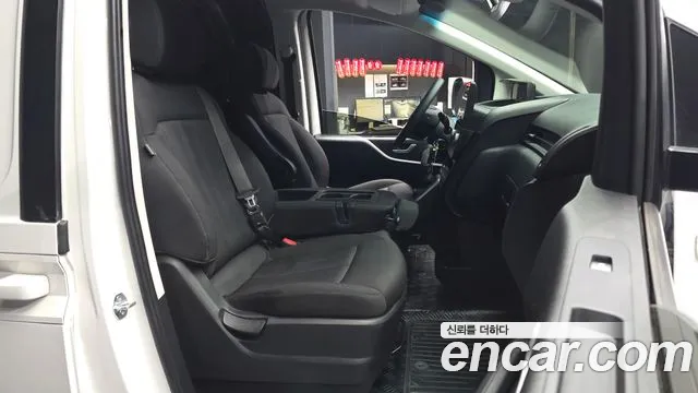 Hyundai Staria — Фото автомобиля 26