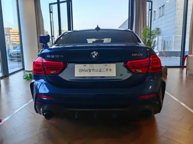 BMW 1 Series — Фото автомобиля 5