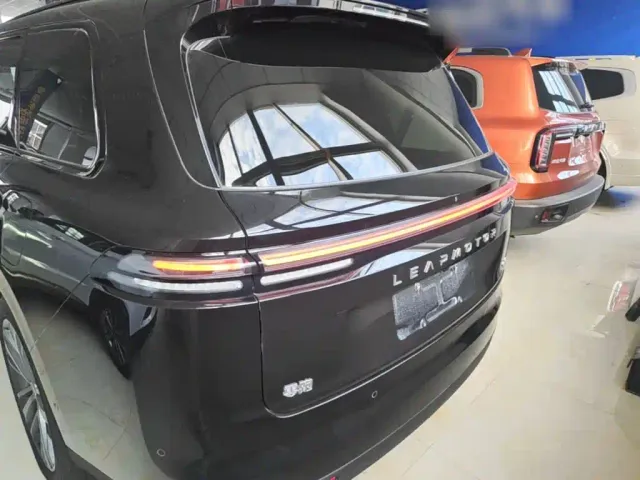 Leapmotor C16 — Фото автомобиля 5