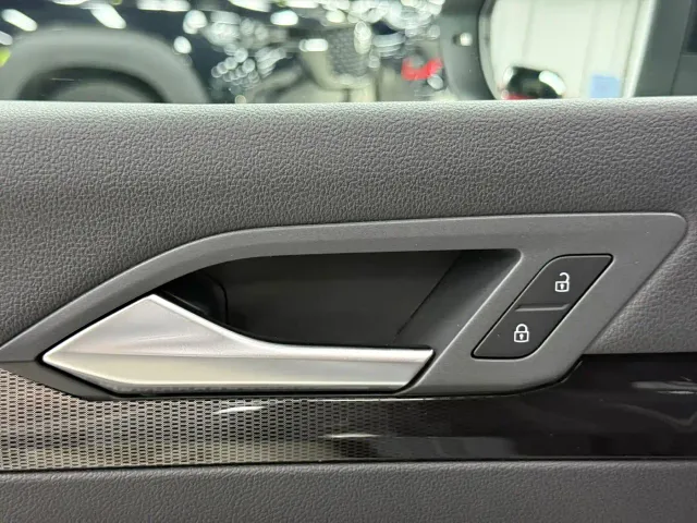 Volkswagen Golf — Фото автомобиля 15