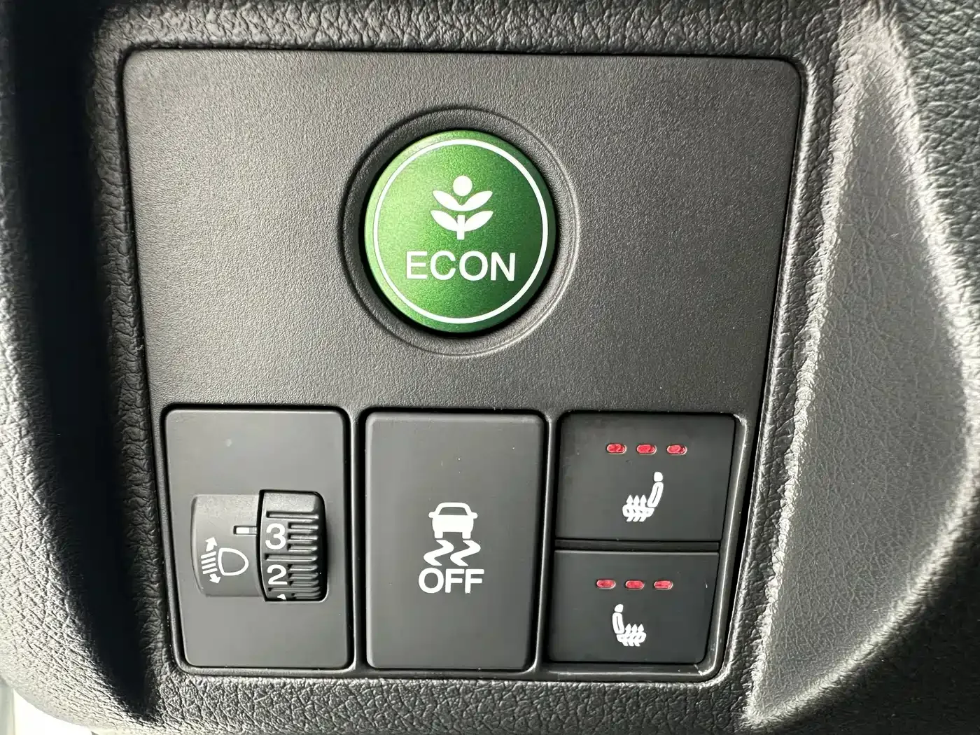 Honda Vezel 2020 1.5L CVT Pioneer — Фото автомобиля 11