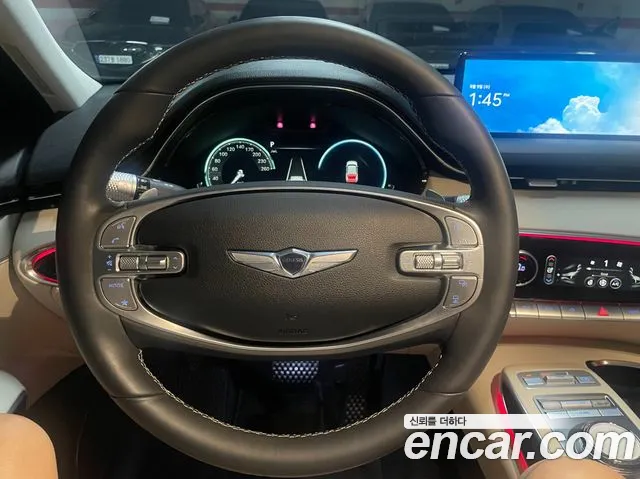 Genesis GV70 — Фото автомобиля 17