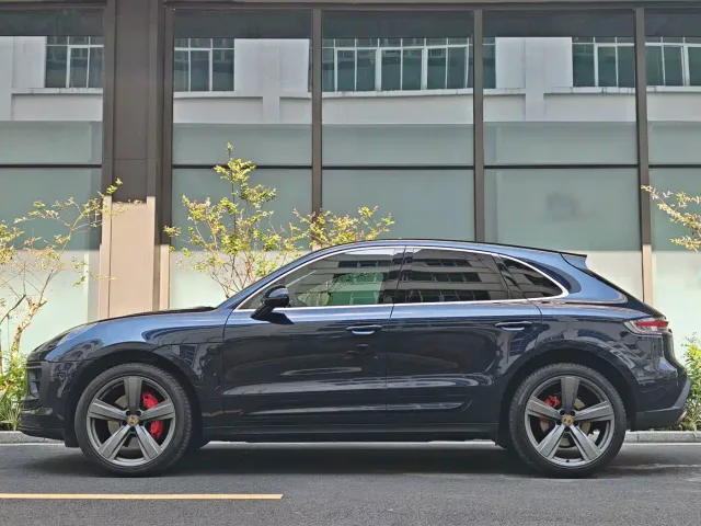 Porsche Macan — Фото автомобиля 6