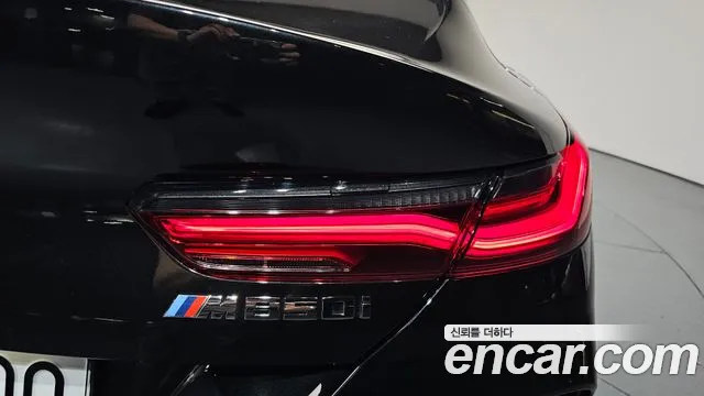 BMW 8 Series G15 — Фото автомобиля 23