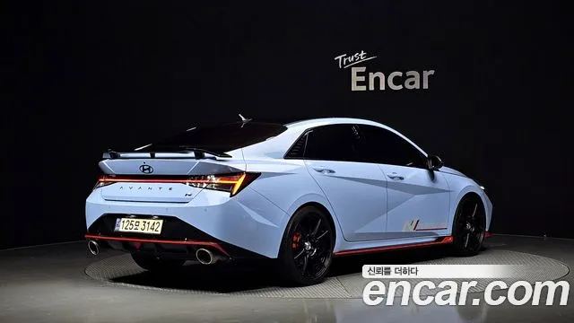 Hyundai AVANTE — Фото автомобиля 2