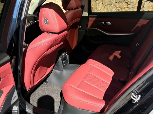 BMW 3 Series — Фото автомобиля 5