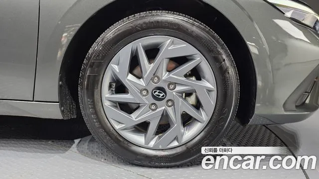 Hyundai Avante CN7 — Фото автомобиля 6