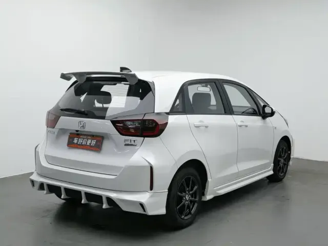 Honda Fit 2024 1.5L CVT Mugen Unlimited Edition — Фото автомобиля 2
