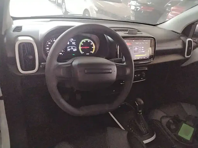 Roewe Clever — Фото автомобиля 10